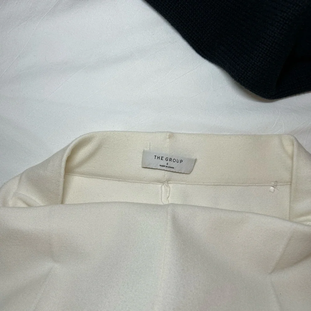 Aritzia Set Society Wait Sweater & Souvenir Pant Set - Picture 6 of 10